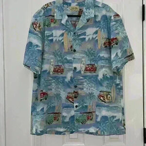 Royal Hawaiian creations Hawaiian shirt made in Hawaii USA